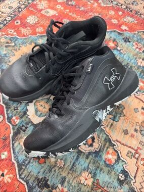 Under Armour Black Men's Athletic Basketball Shoes